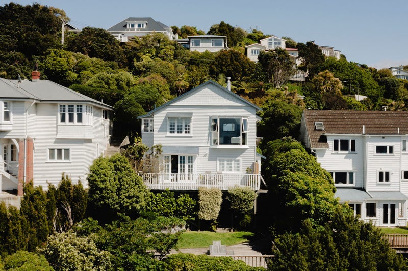 30 Anne Street, Wadestown, Wellington - Carousel 1