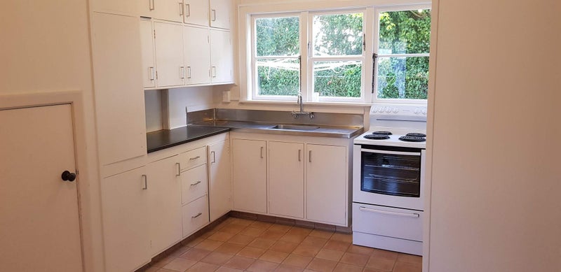 477B Riverside Drive, Fairfield, Lower Hutt - Carousel 2