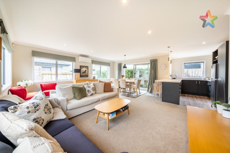 9 Te Toru Street, Taita, Lower Hutt - Carousel 2