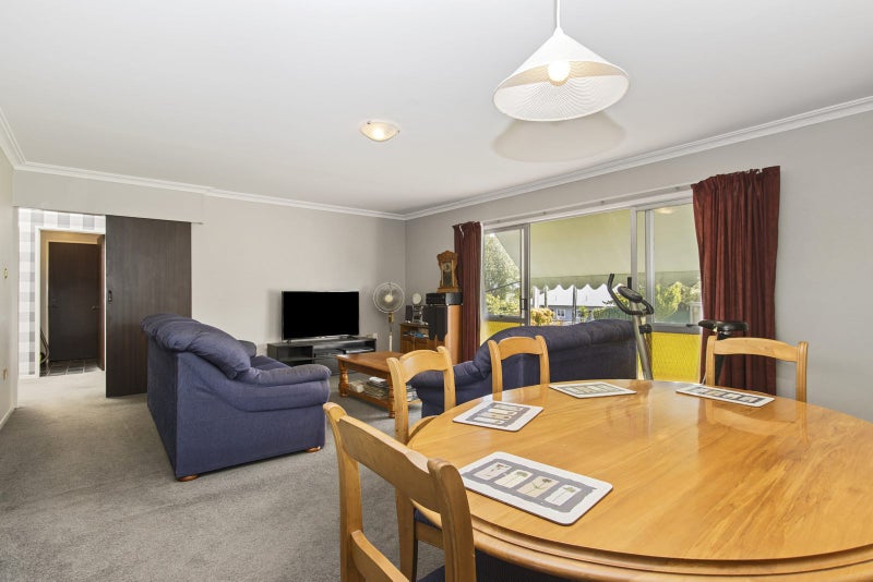 105A Forest Lake Road, Forest Lake, Hamilton - Carousel 2