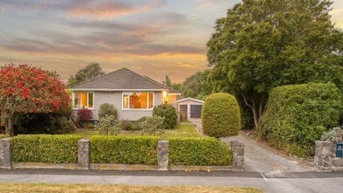 40 Gregan Crescent, Burnside, Christchurch - Carousel 1