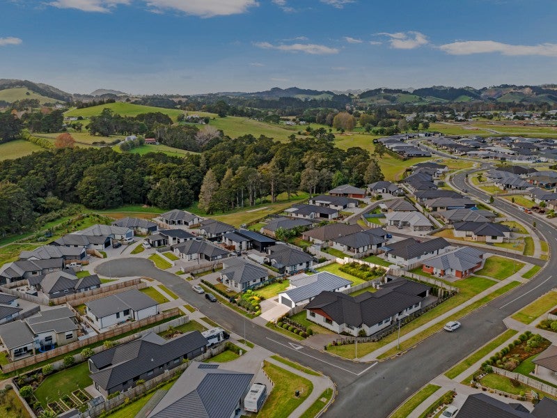 4 Tanner Place, Kamo, Whangarei - Carousel 18