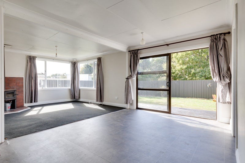 45 Stanly Street, Eketahuna - Carousel 2