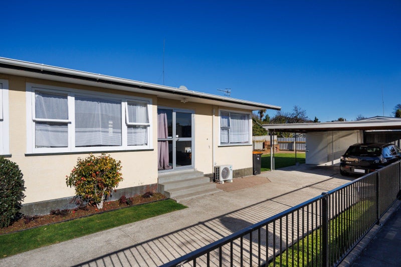 2/106 Linton Street, West End, Palmerston North - Carousel 1