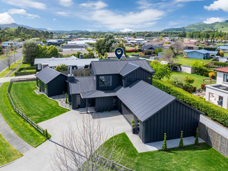 14 Pukeko Way, Kinloch, Taupo - Carousel 2