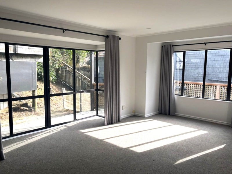 17D Burrows Avenue, Parnell, Auckland - Carousel 1