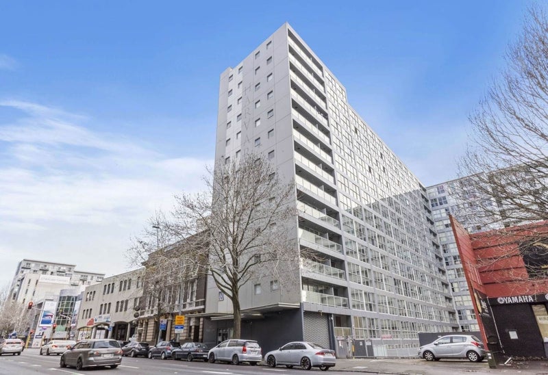9J/147 Hobson Street, Auckland Central, Auckland - Carousel 12