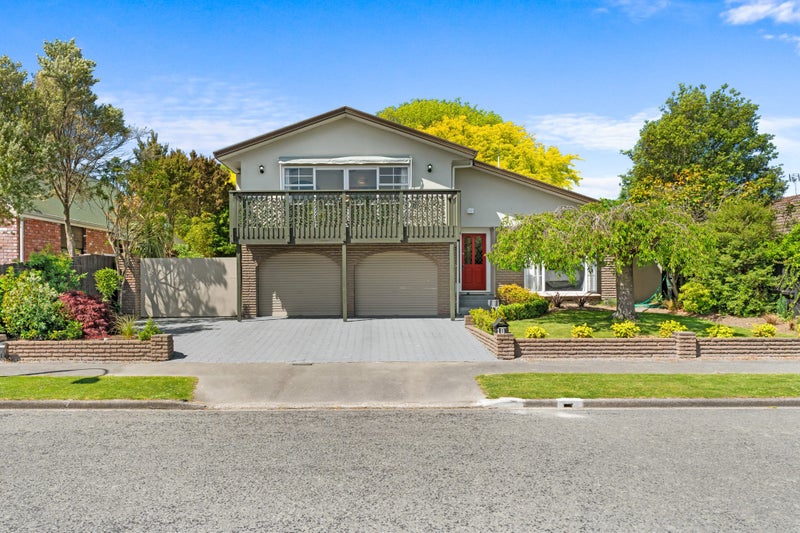 18 Townshend Crescent, Halswell, Christchurch - Carousel 1