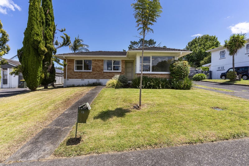 1/15 Rotoiti Avenue, Pakuranga Heights, Auckland - Carousel 1