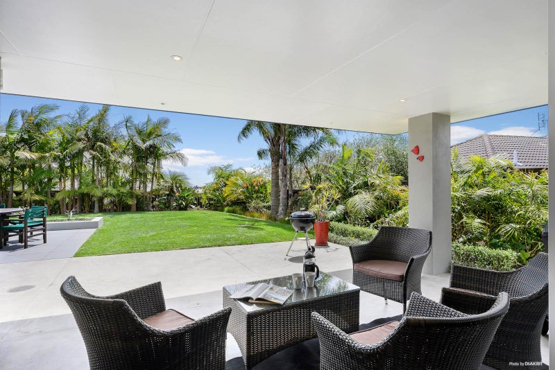 27 Intrepid Crescent, Beachlands, Auckland - Carousel 2