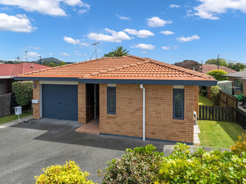 16 Simons Street, Kensington, Whangarei - Carousel 2