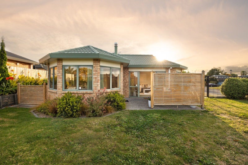 9 Northmeadow Drive, Rototuna, Hamilton - Carousel 2