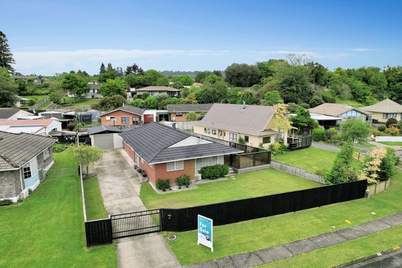 4 Westbrook Place, Pomare, Rotorua - Carousel 1