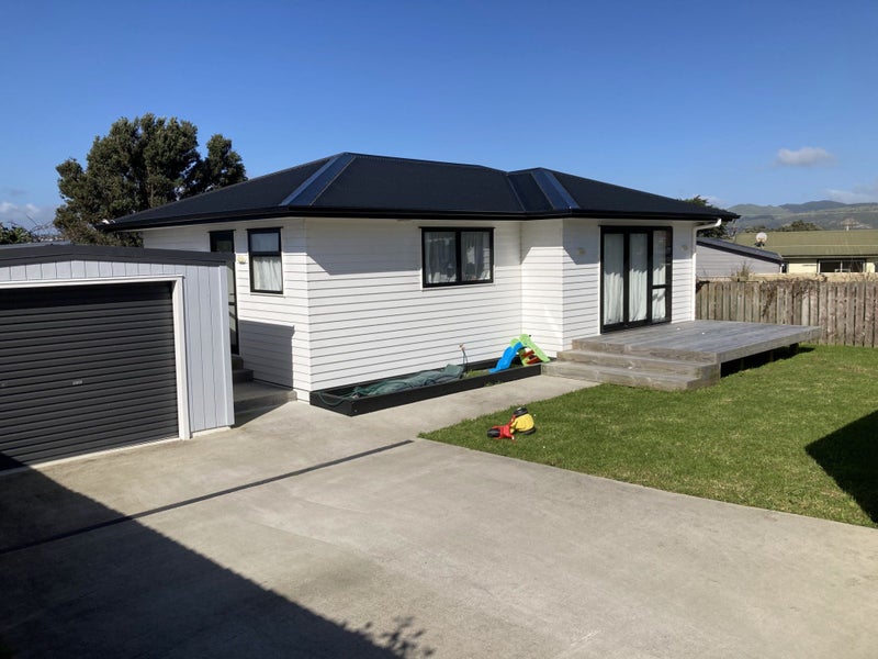 6 Matatiro Street, Titahi Bay, Porirua - Carousel 1