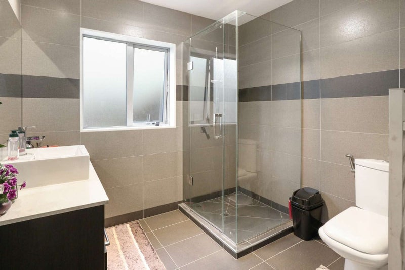 20 Viera Drive, Flat Bush, Auckland - Carousel 10