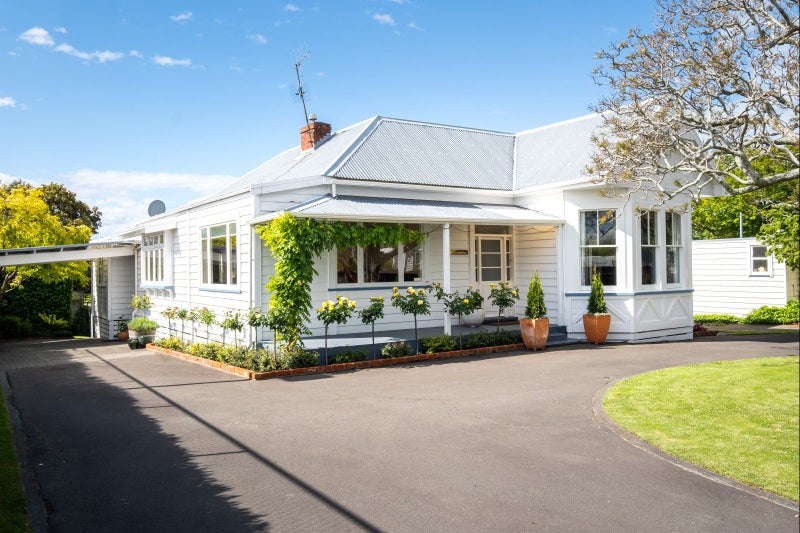 39 Napier Terrace, Hospital Hill, Napier - Carousel 23