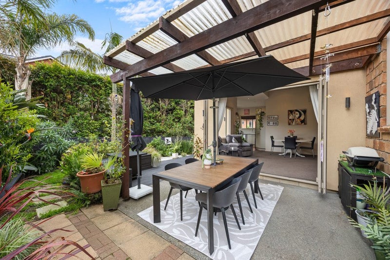 14 Kingsgate Place, Dannemora, Auckland - Carousel 2