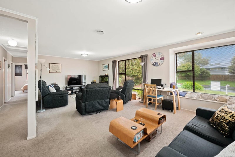 2/24 Hillcrest Avenue, Hillcrest, Auckland - Carousel 2