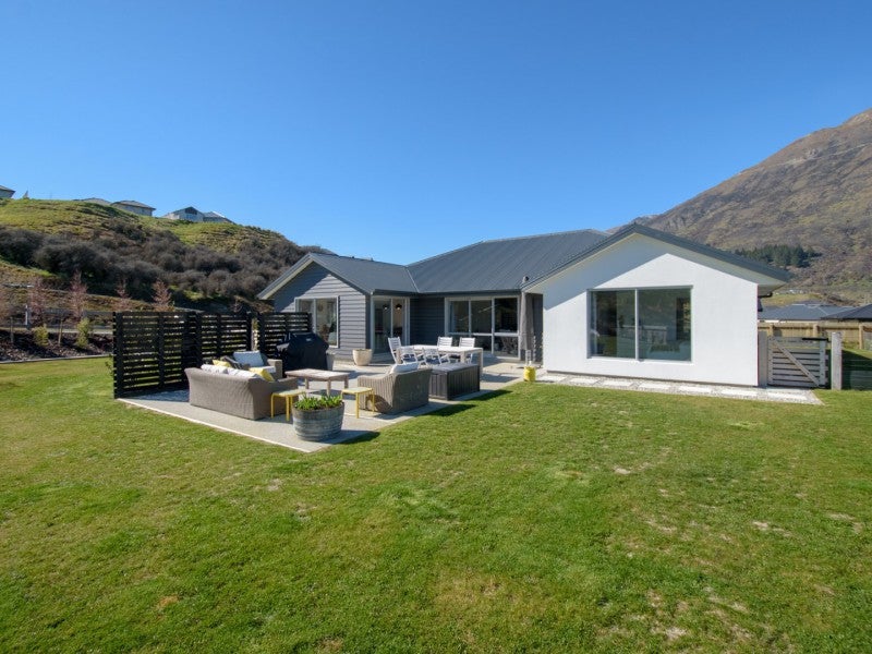 20 Ashenhurst Way, Lower Shotover, Queenstown - Carousel 1