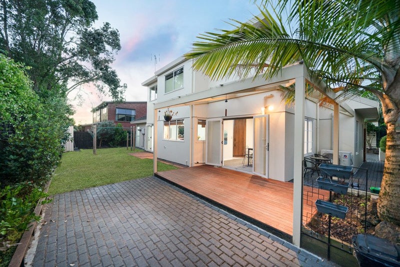 9A Raurenga Avenue, Royal Oak, Auckland - Carousel 2