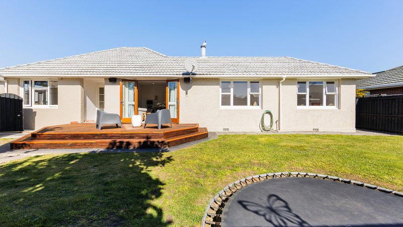 1/303 Burwood Road, Burwood, Christchurch - Carousel 1