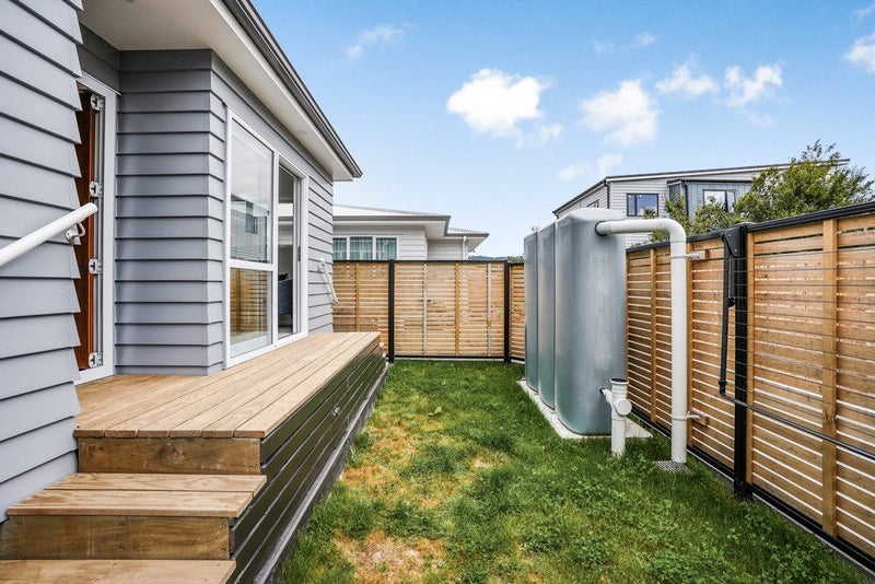 2B Mayo Grove, Naenae, Lower Hutt - Carousel 20