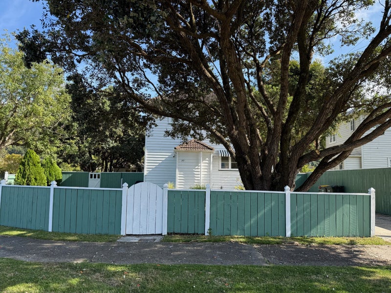 97 Reynolds Street, Taita, Lower Hutt - Carousel 2
