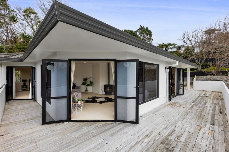 3 William Street, Highlands Park, New Plymouth - Carousel 2