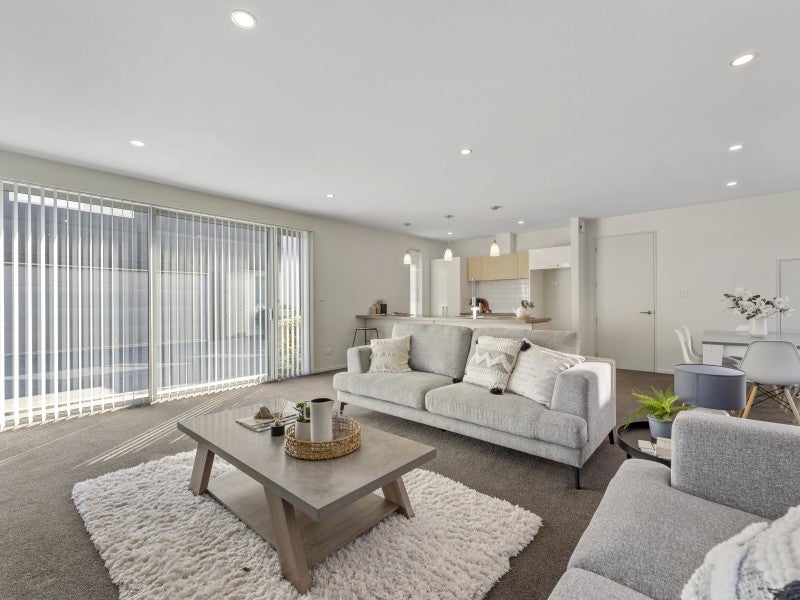 6/670 Ferry Road, Woolston, Christchurch - Carousel 1
