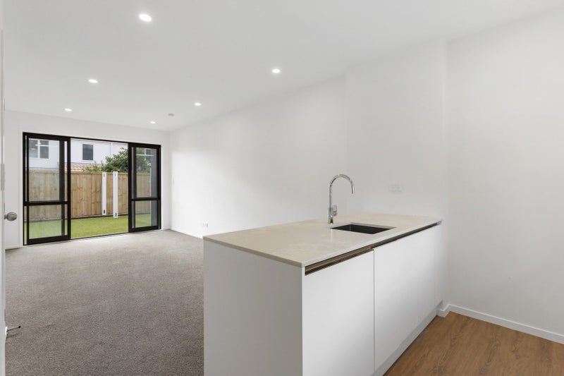 9/1 Grand View Road, Remuera, Auckland - Carousel 2