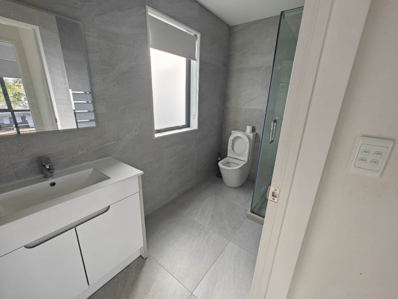 4/67 Bollard Avenue, New Windsor, Auckland - Carousel 6