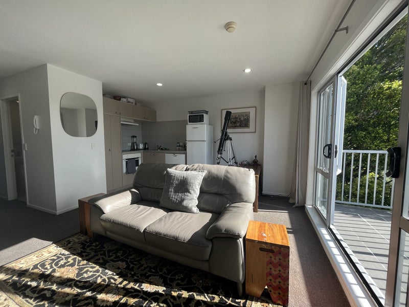 4M/3 Keystone Avenue, Three Kings, Auckland - Carousel 2
