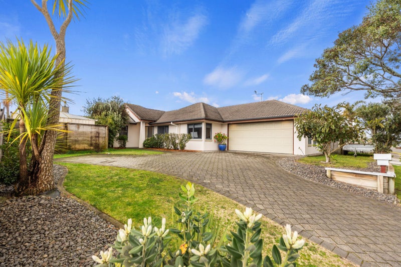 25 Nautilus Drive, Papamoa Beach, Papamoa - Carousel 2