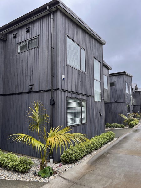 7C Walford Road, Point Chevalier, Auckland - Carousel 2