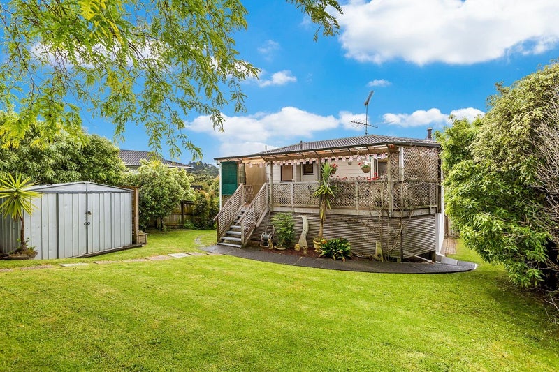 25 Spinella Drive, Bayview, Auckland - Carousel 2