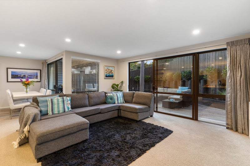 34A Torrington Crescent, Glen Innes, Auckland - Carousel 2