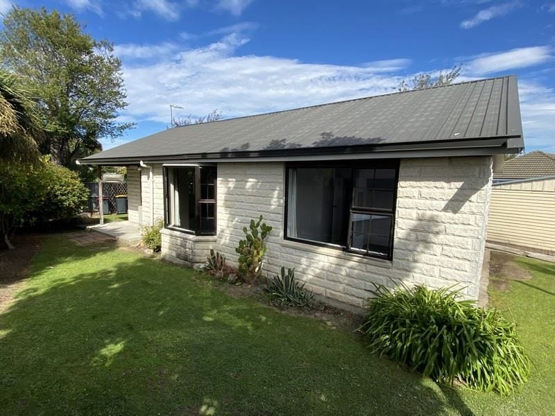 71 Winters Road, Redwood, Christchurch - Carousel 1