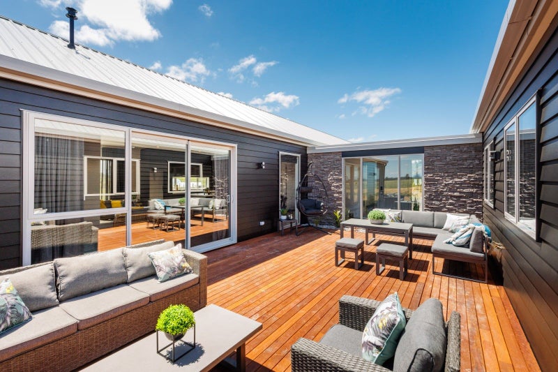 19 Alayna Court, Colyton, Fielding - Carousel 1