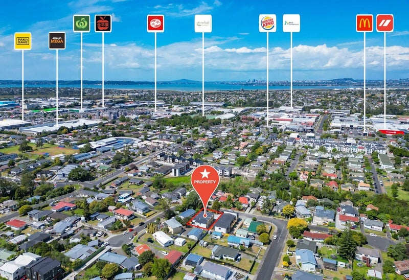 5/15 Normandy Place, Henderson, Auckland - Carousel 20