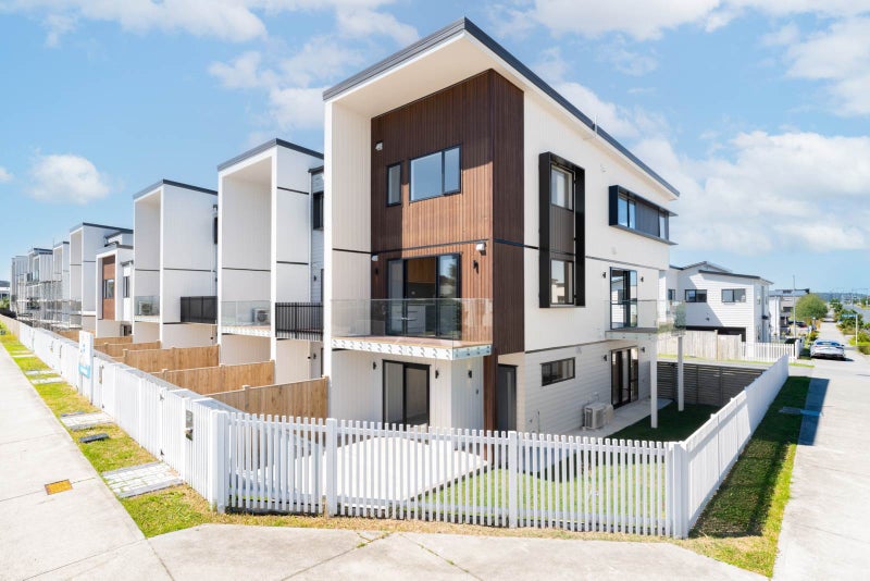 165 Clark Road, Hobsonville, Auckland - Carousel 1