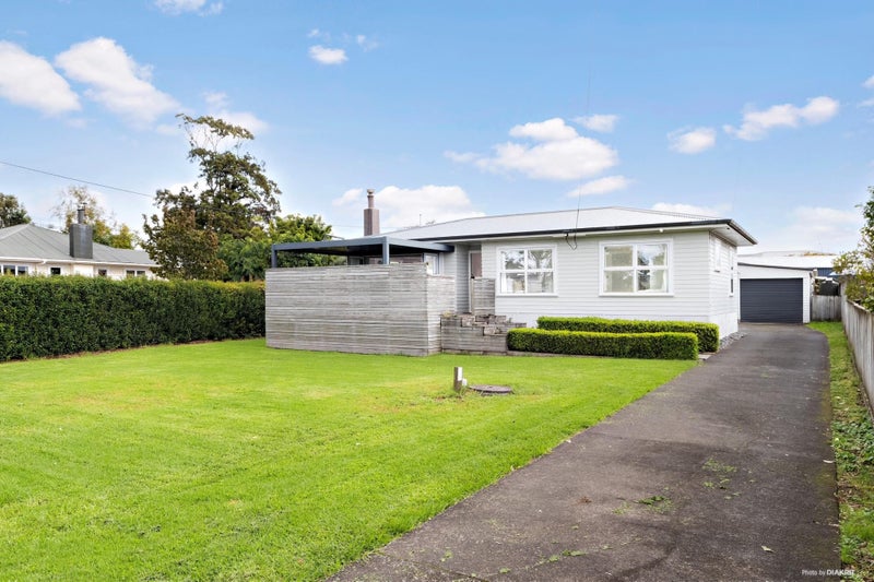 36 Tapu Road, Huapai, Kumeu - Carousel 1
