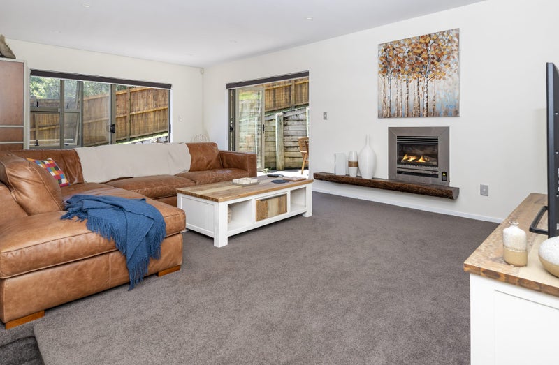 29 Bemrose Place, Cockle Bay, Auckland - Carousel 2