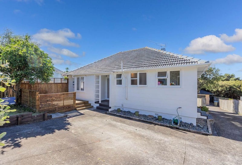 67 Ernie Pinches Street, Wesley, Auckland - Carousel 1