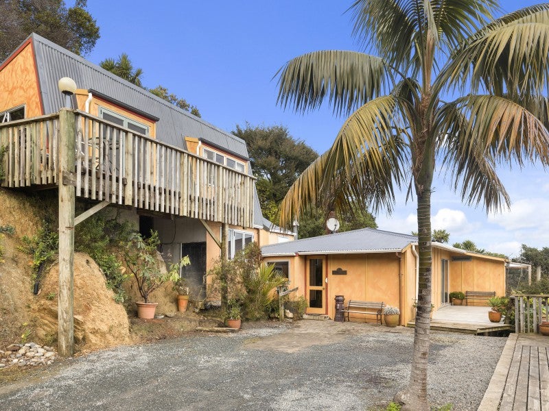 14 Westhill Road, Point Howard, Lower Hutt - Carousel 2