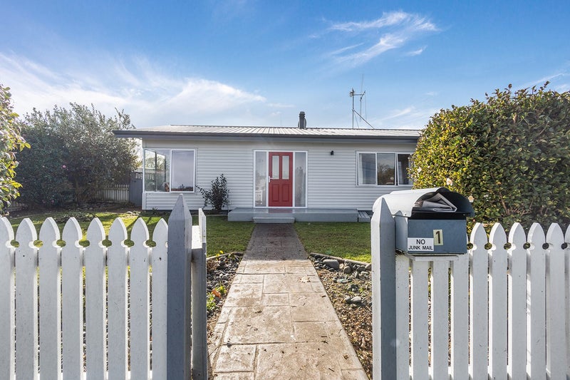 1 Walpole Street, Leamington, Cambridge - Carousel 22