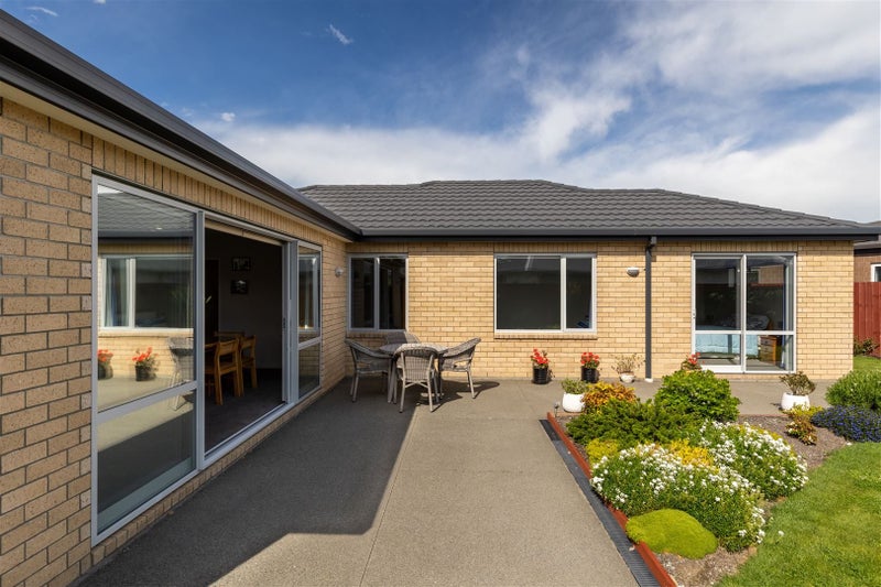 5 Glenbarr Lane, Broomfield, Christchurch - Carousel 22