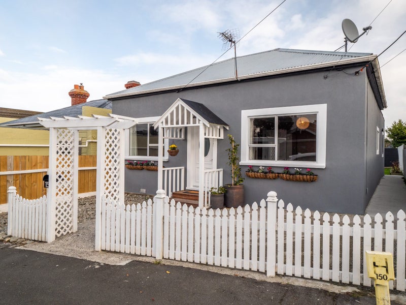 15 Beresford Street, Kaikorai, Dunedin - Carousel 1