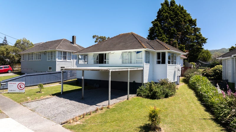 12 Mexted Crescent, Ranui, Porirua - Carousel 1