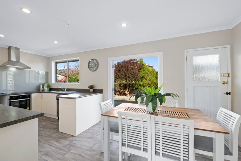 24 Montana Road, Totara Park, Upper Hutt - Carousel 2