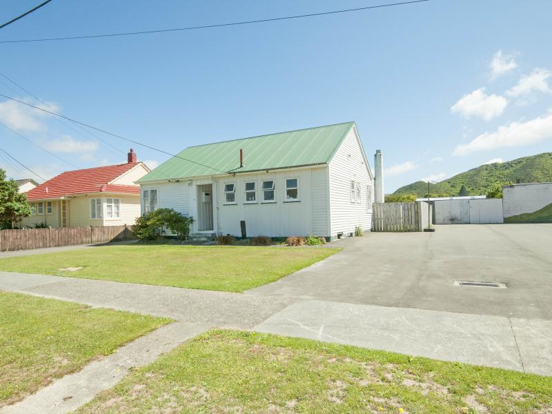 49 Rata Street, Naenae, Lower Hutt - Carousel 2